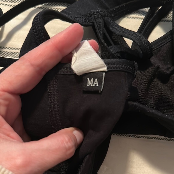 Jo and Jax Black Strappy Sports Bra M - Picture 4 of 4